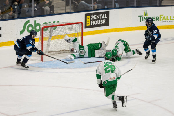 Quizi, McDonald, Kaiser power Pistons past Portage, 5-2